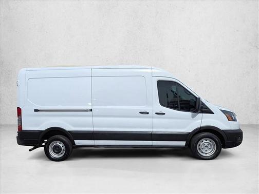 2022 Ford Transit-250 Base