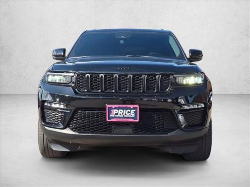 Diamond Black Crystal Pearlcoat 2023 Jeep Grand Cherokee Limited