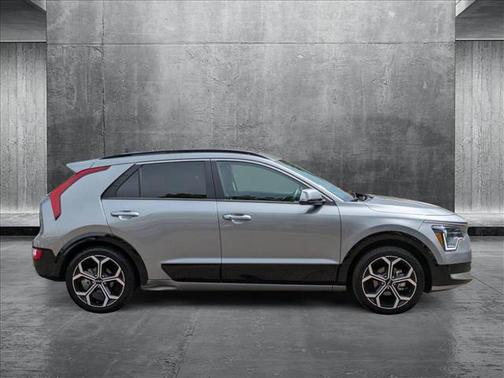 2023 Kia Niro Touring