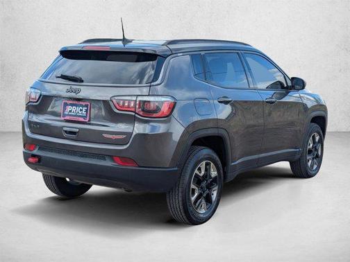 Granite Crystal Metallic Clearcoat 2018 Jeep Compass Trailhawk