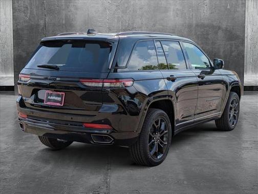 2025 Jeep Grand Cherokee 4xe Anniversary Edition