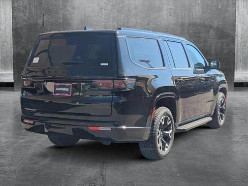 2025 Jeep Wagoneer Series II Overland