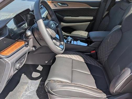 Silver Zynith 2026 Jeep Grand Cherokee L Summit