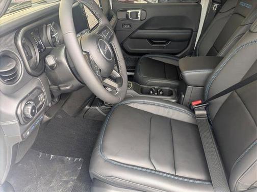 2025 Jeep Wrangler 4xe Rubicon