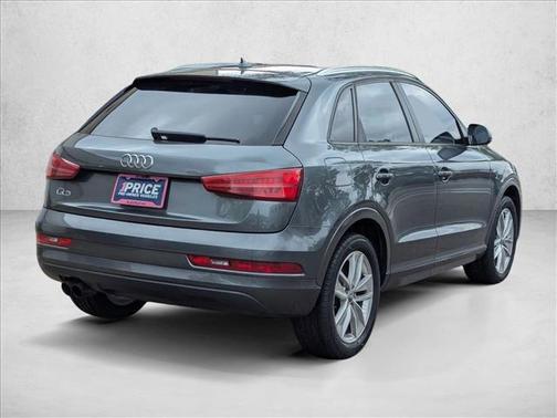 Manhattan Gray Metallic 2018 Audi Q3 2.0T Premium