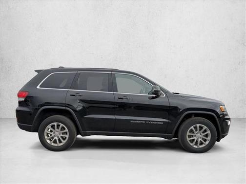 2022 Jeep Grand Cherokee Laredo
