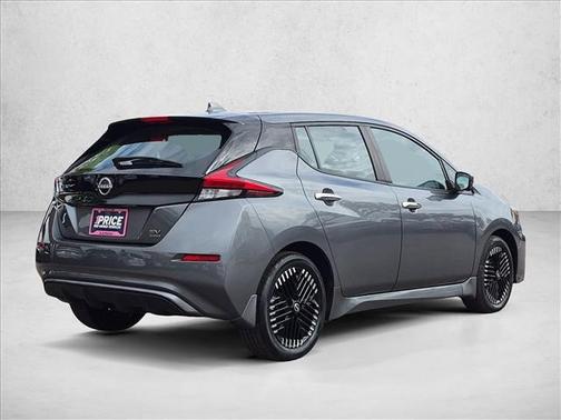 Gun Metallic 2025 Nissan Leaf SV PLUS