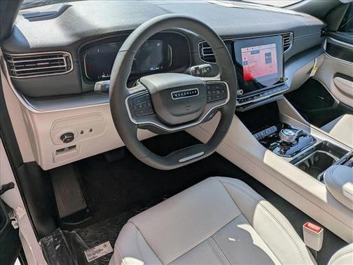 2025 Jeep Wagoneer Series II Overland