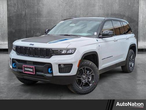 2025 Jeep Grand Cherokee 4xe Trailhawk