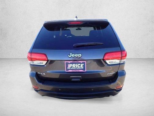 Granite Crystal Metallic Clearcoat 2016 Jeep Grand Cherokee Laredo