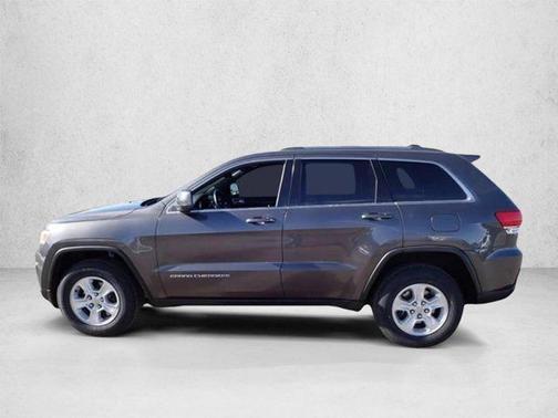 Granite Crystal Metallic Clearcoat 2016 Jeep Grand Cherokee Laredo