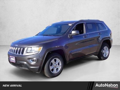 Granite Crystal Metallic Clearcoat 2016 Jeep Grand Cherokee Laredo