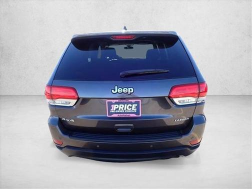 Granite Crystal Metallic Clearcoat 2016 Jeep Grand Cherokee Laredo