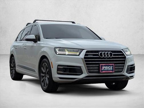 Carrara White 2017 Audi Q7 3.0T Prestige