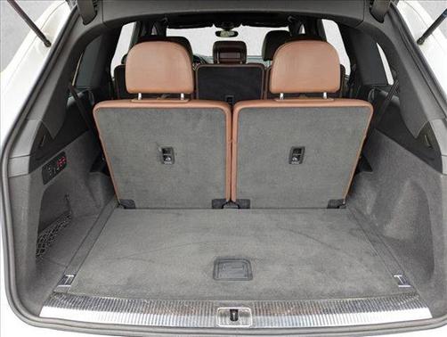 Carrara White 2017 Audi Q7 3.0T Prestige