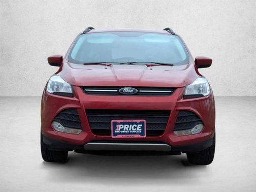 Ruby Red Metallic Tinted Clearcoat 2016 Ford Escape SE