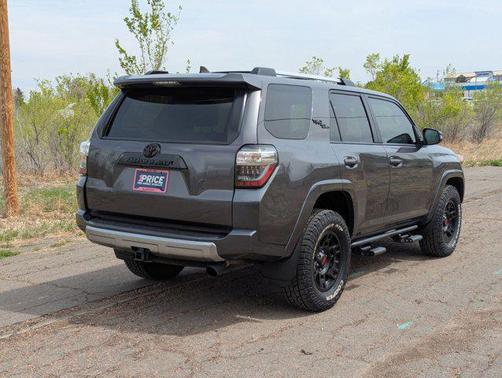 Magnetic Gray Metallic 2018 Toyota 4Runner TRD Off Road Premium
