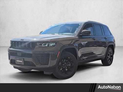 Baltic Gray Metallic Clearcoat 2026 Jeep Grand Cherokee Altitude