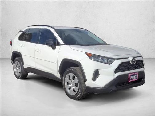 2020 Toyota RAV4 LE