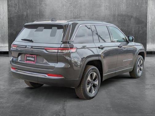 2025 Jeep Grand Cherokee 4xe Base