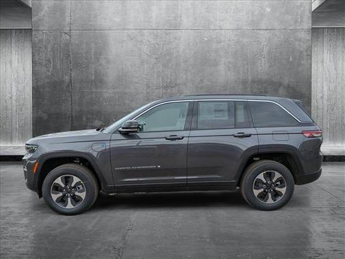2025 Jeep Grand Cherokee 4xe Base