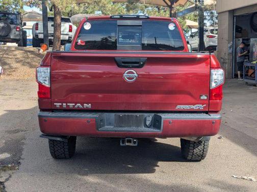 2018 Nissan Titan PRO-4X