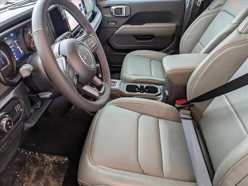 2026 Jeep Gladiator Mojave 4x4