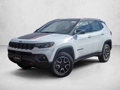 Bright White Clearcoat 2026 Jeep Compass Trailhawk