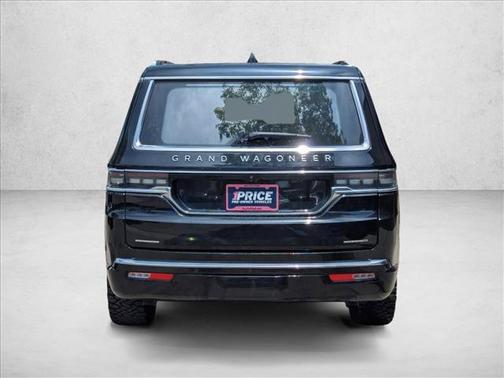 Diamond Black Crystal Pearlcoat 2023 Jeep Grand Wagoneer Series III 4x4