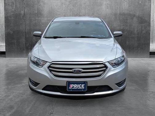 2017 Ford Taurus SEL