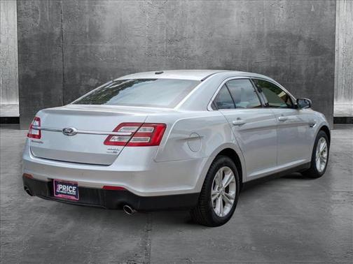 2017 Ford Taurus SEL