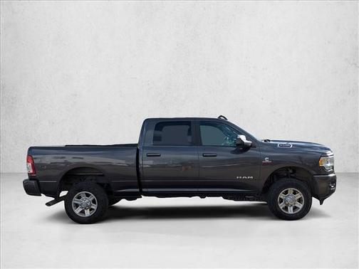 2021 RAM 2500 Big Horn Crew Cab 4x4 6'4' Box