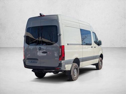 2025 Mercedes-Benz Sprinter 2500 Standard Roof