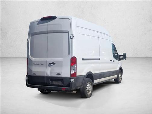 2022 Ford Transit-250 Base