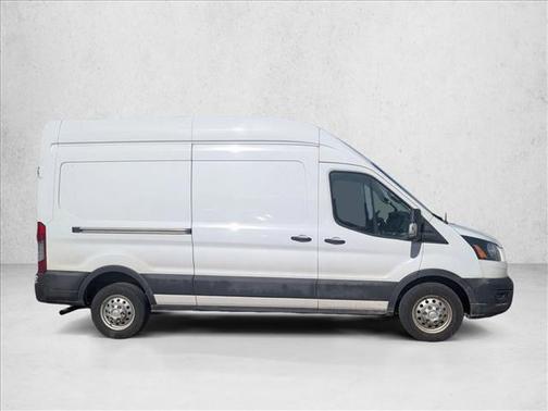 2022 Ford Transit-250 Base