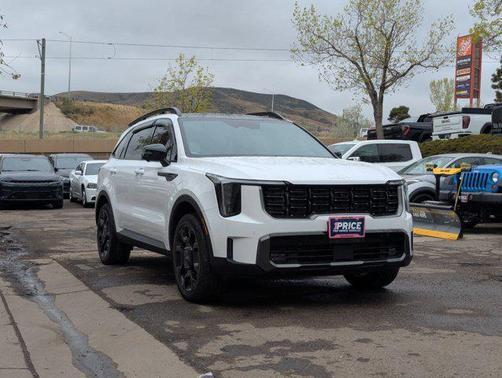 Glacial White Pearl 2024 Kia Sorento SX