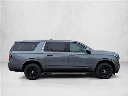 2021 Chevrolet Suburban LT