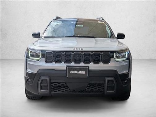 Silver Zynith Clearcoat 2026 Jeep Cherokee Overland