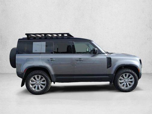 Eiger Grey Metallic 2021 Land Rover Defender 110 SE