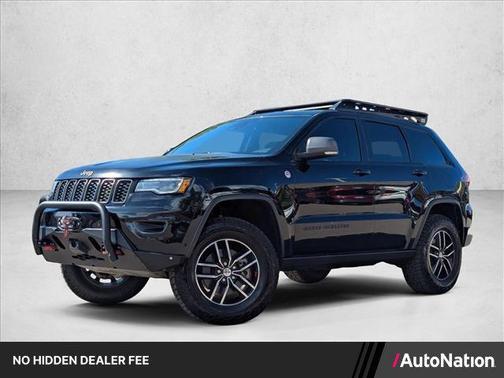 Diamond Black Crystal Pearlcoat 2018 Jeep Grand Cherokee Trailhawk