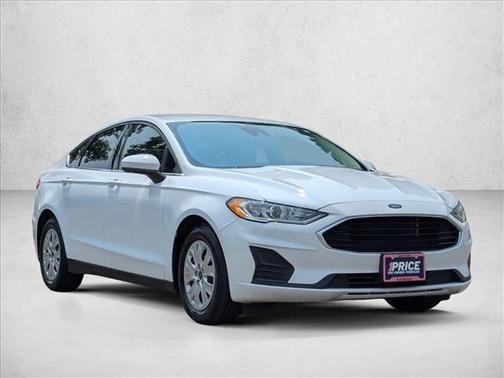 Oxford White 2020 Ford Fusion S
