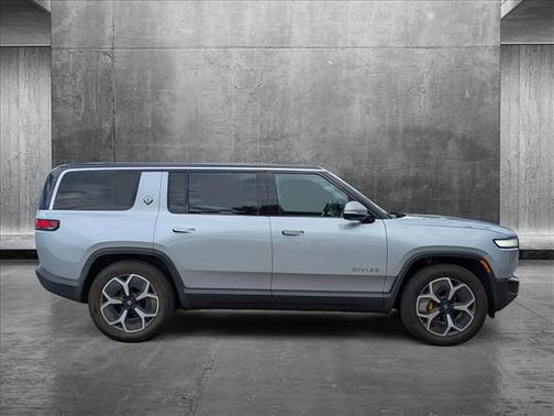 2023 Rivian R1S Launch Edition