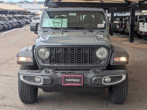 2026 Jeep Gladiator Sport