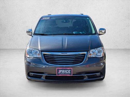 2016 Chrysler Town & Country Limited