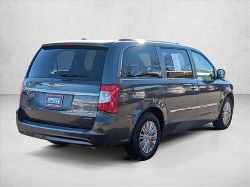 2016 Chrysler Town & Country Limited
