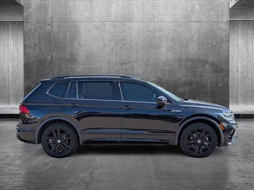 2022 Volkswagen Tiguan 2.0T SE R-Line Black 4MOTION