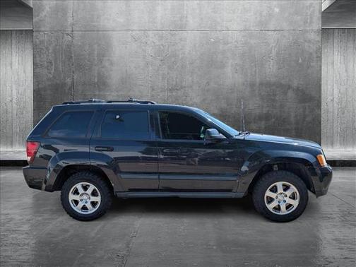 2009 Jeep Grand Cherokee Laredo