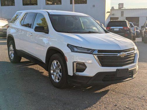 2023 Chevrolet Traverse LS