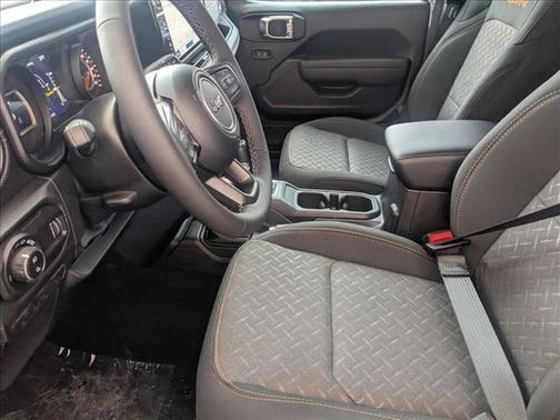 2026 Jeep Gladiator Mojave 4x4