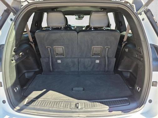Bright White Clearcoat 2024 Jeep Grand Cherokee L Altitude